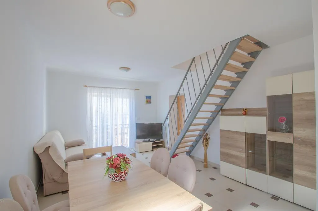 Apartments Slavica Dramalj 0*,  Kroatien