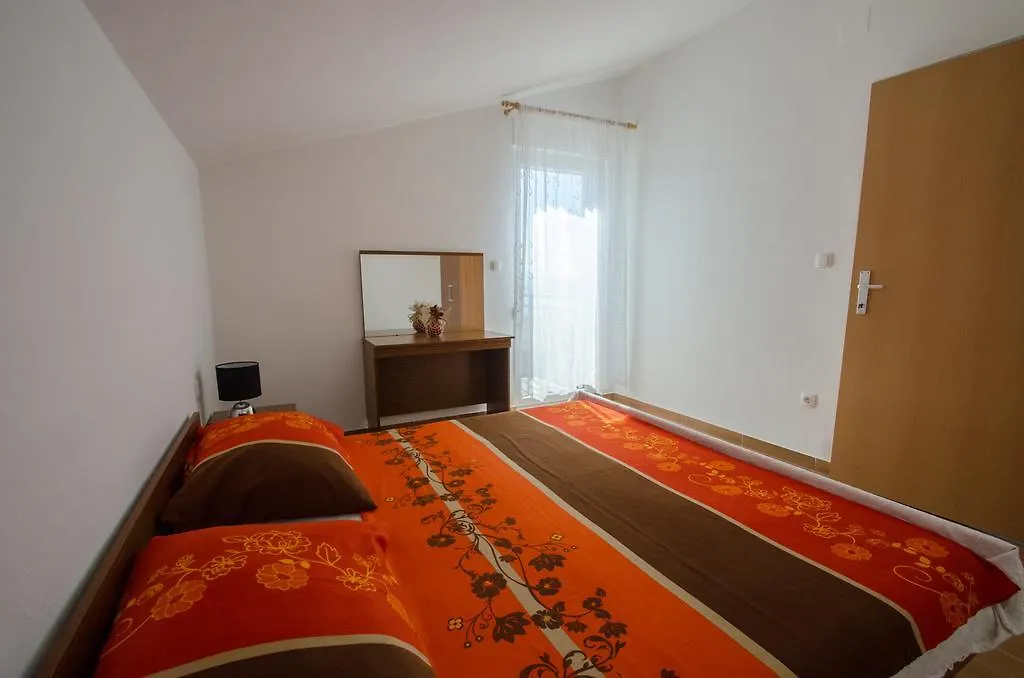 Apartments Slavica Dramalj 0*,