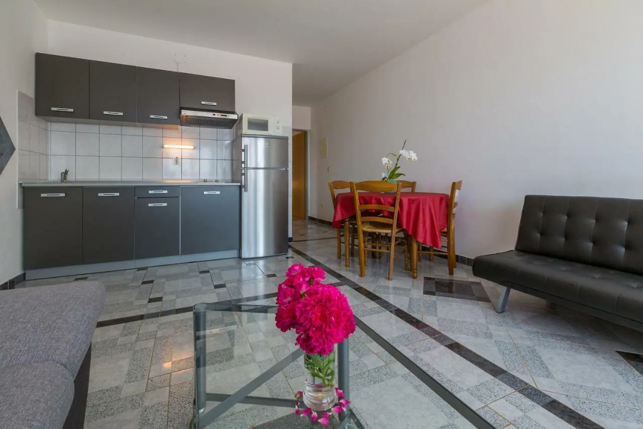 Apartments Slavica Dramalj