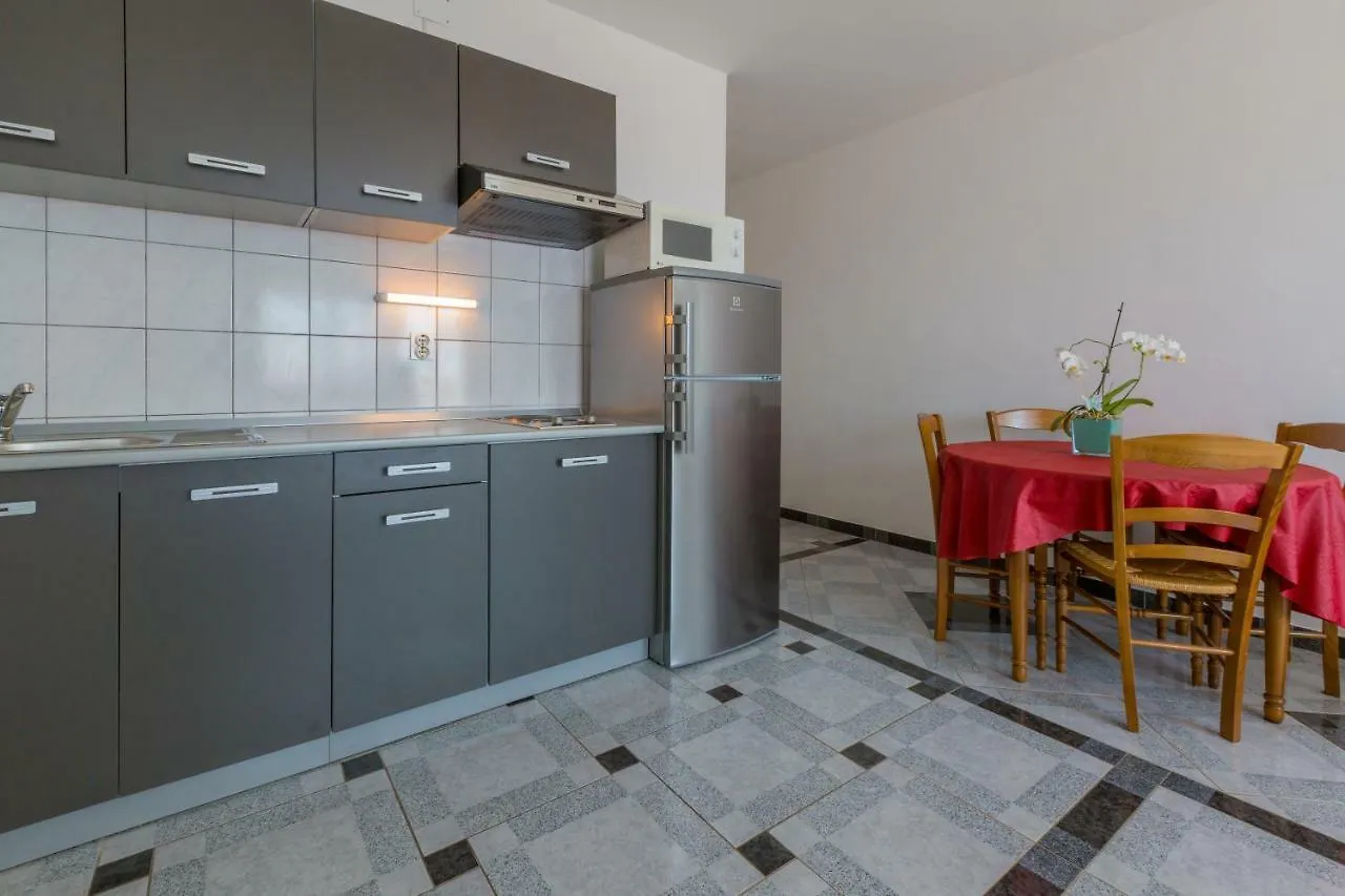 Apartments Slavica Dramalj 0*,  Kroatien