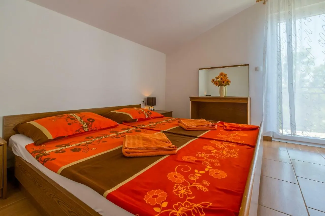 Apartments Slavica Dramalj 0*,