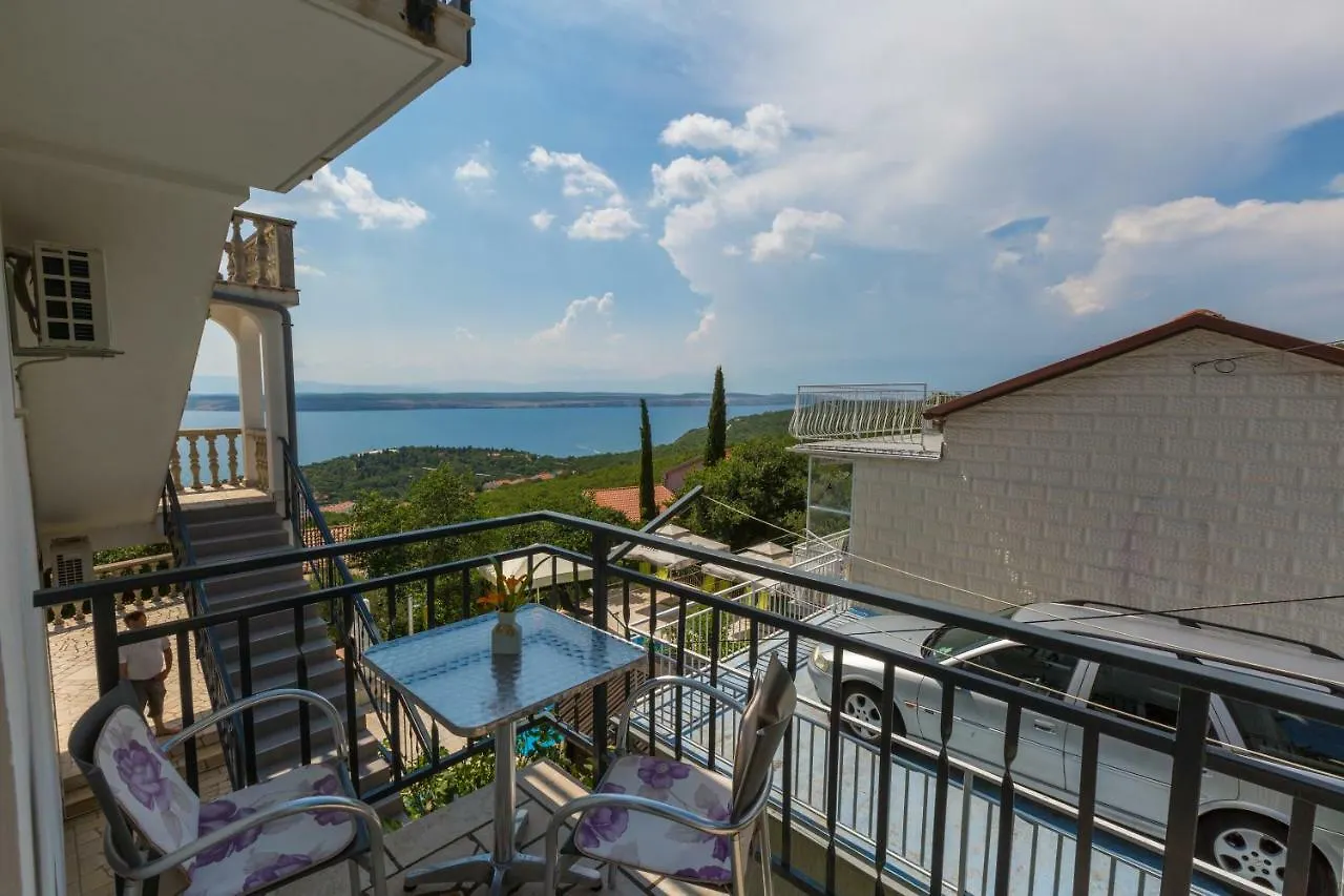 Apartments Slavica Dramalj 0*,