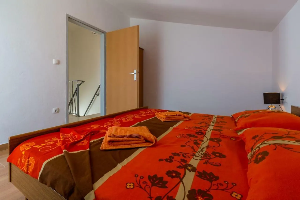 Apartments Slavica Dramalj